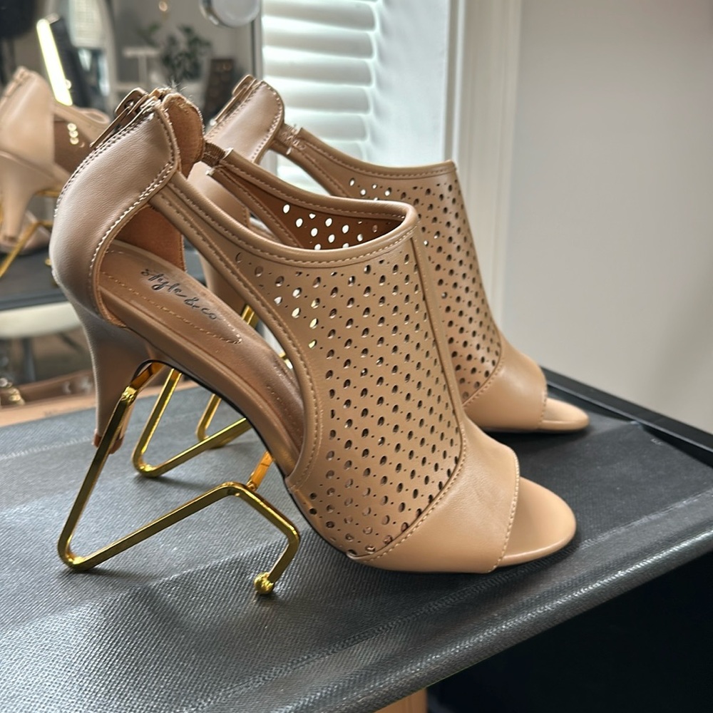 Style & Co Open Toed Heeled Sandals 7M